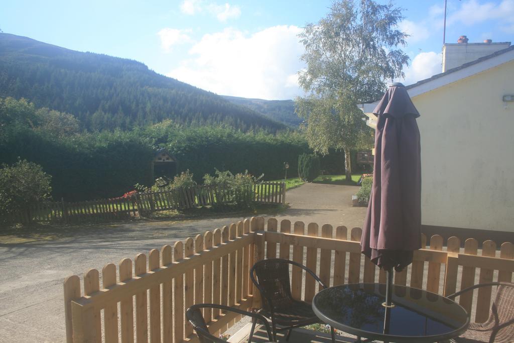 Laragh Mountain View Lodge Saggart Oda fotoğraf